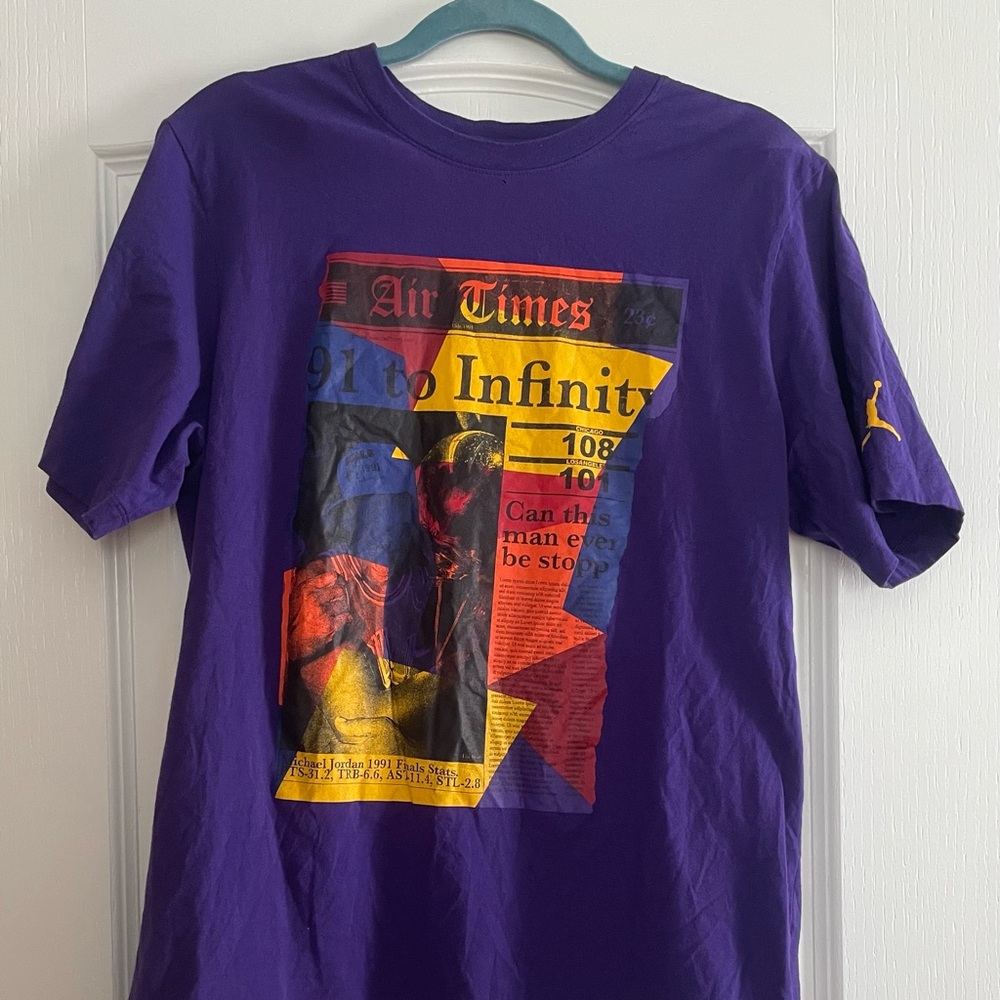 Jordan “91’ to Infinity” Michael Jordan Newspaper Article Logo T-Shirt